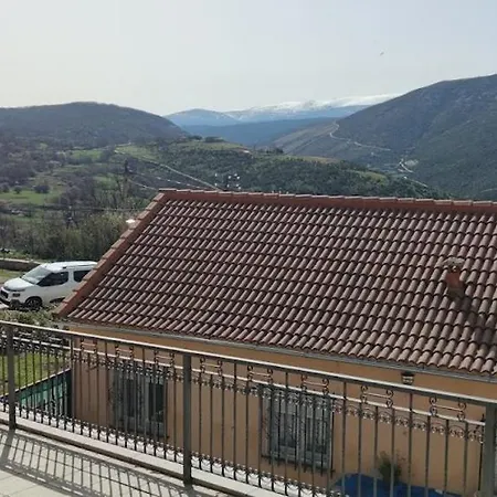 La Pasailla De Gredos 3*