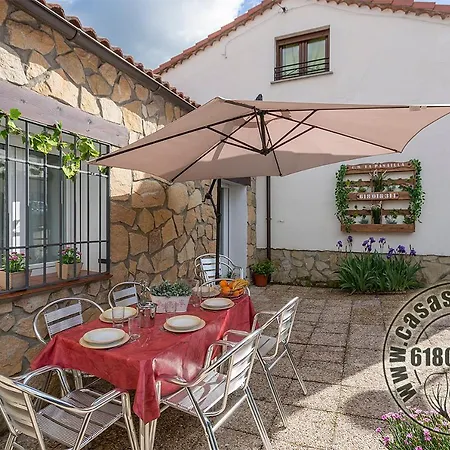 Отель La Pasailla De Gredos Навасепеда-де-Тормес